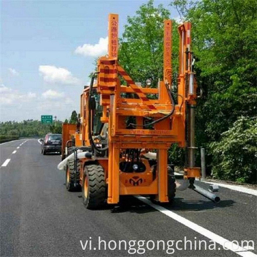 Guardrail Piling Machine